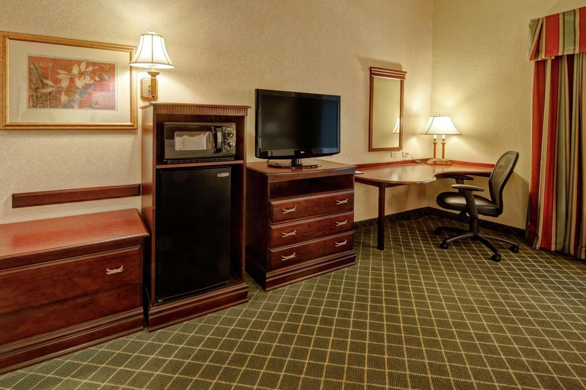Hampton Inn Cambridge Bagian luar foto