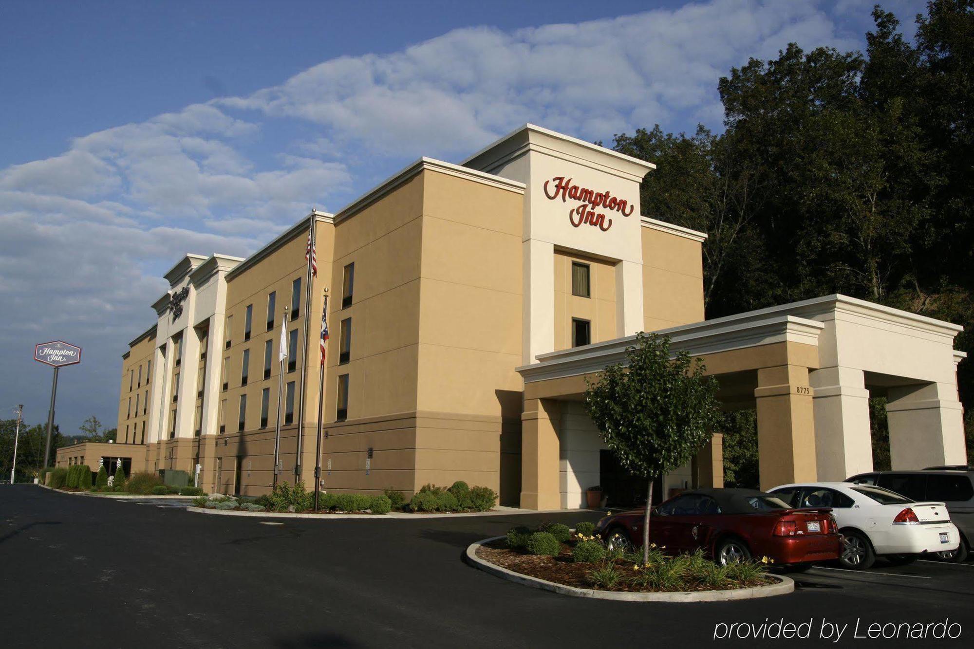 Hampton Inn Cambridge Bagian luar foto